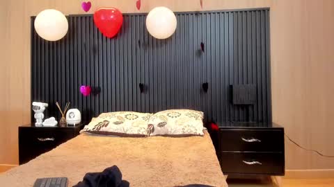 Snapshot of alexiacooperr chatting on February 2025 10:06:02 AM Alexiaa Online 1430 to 2100 GMT-5 online show from February 2025 10:06:02 AM