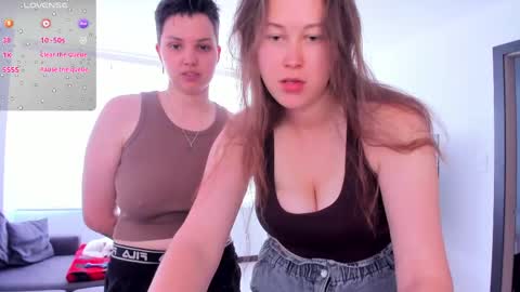 Alexia online show from April 2026 03:47:02 PM