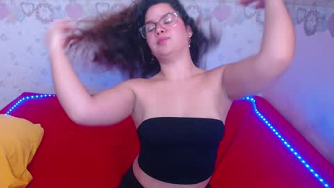 Alexia online show from January 2025 03:02:01 PM