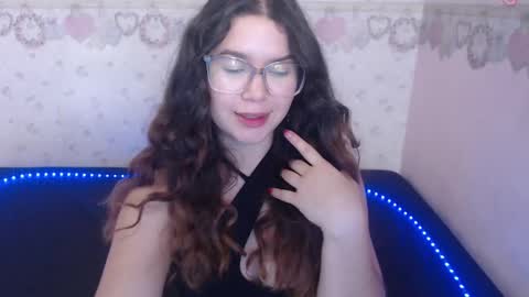 Alexia online show from February 2025 03:18:02 PM