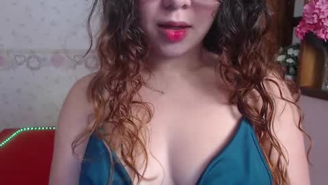 Alexia online show from February 2025 12:16:02 PM
