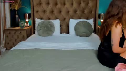 Alexis online show from July 2026 05:04:02 AM