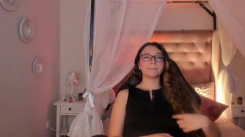 alexis_scott__ online show from June 2026 04:32:02 AM