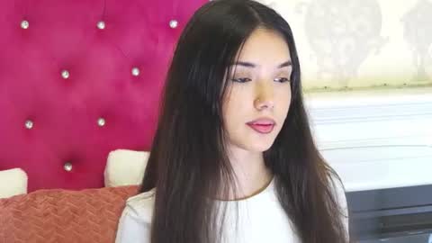 alexisdevine online show from July 2026 04:30:01 AM