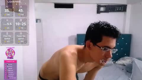 Alexis online show from November 2025 11:04:02 PM