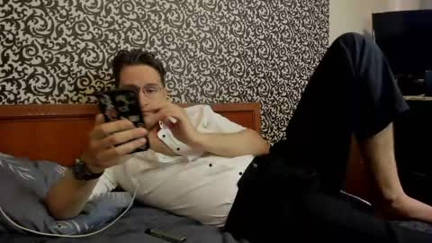 Snapshot of alexs9xtime chatting on May 2026 01:38:01 PM alexs9xtime online show from May 2026 01:38:01 PM