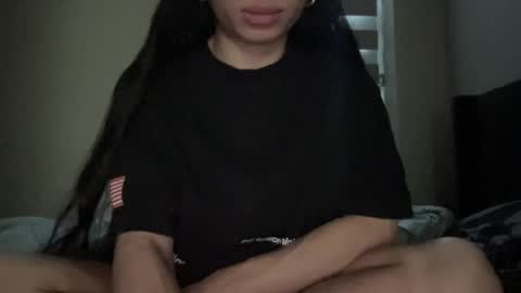 Snapshot of alextran665 chatting on January 2025 09:44:02 PM Your Anime T Girl online show from January 2025 09:44:02 PM