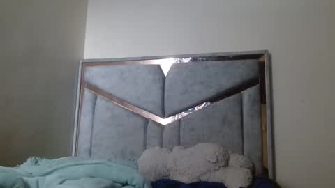 alex y luisa online show from February 2026 03:48:02 PM