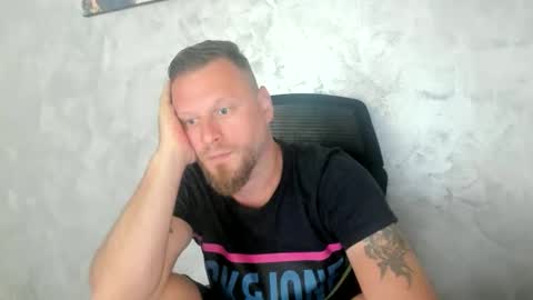 Snapshot of alexyno2020 chatting on May 2026 08:12:02 AM alexyno2022 ONLYFANS online show from May 2026 08:12:02 AM