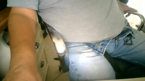 Snapshot of alfonsogomez110 chatting on June 2026 08:31:02 PM Alfonso Gomez online show from June 2026 08:31:02 PM