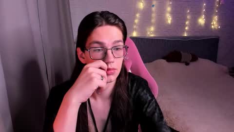 Alfreda online show from September 2025 10:15:01 AM