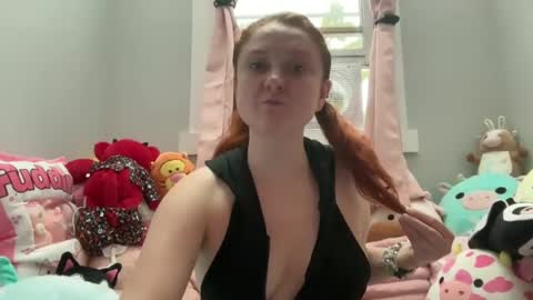 Snapshot of alibluee chatting on September 2025 01:25:02 PM alibluee online show from September 2025 01:25:02 PM