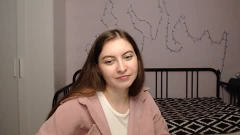 Alice online show from December 2024 09:06:02 PM