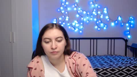 Alice online show from December 2024 09:31:02 PM