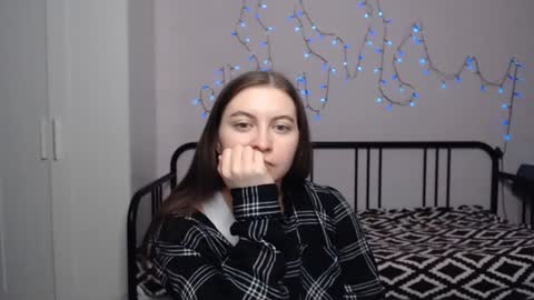 Alice online show from December 2024 10:03:02 PM