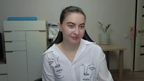 Alice online show from April 2026 02:03:01 PM