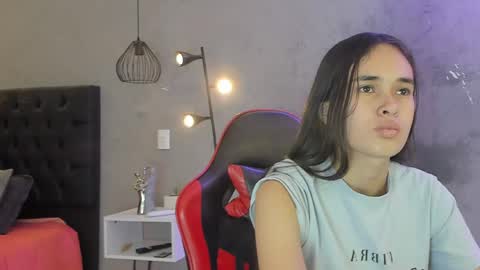 Alice Susan online show from April 2026 08:43:01 PM