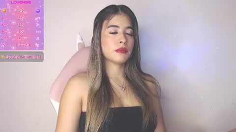 alice_cespedes online show from June 2026 06:17:01 PM