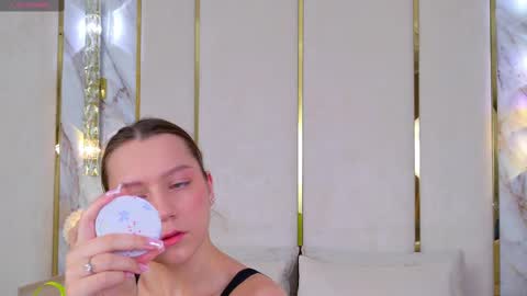 Alice in Wonderland  online show from February 2025 05:01:01 AM