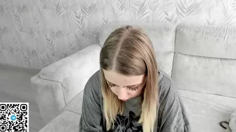 Snapshot of alice_halle chatting on May 2026 03:03:02 AM alice_halle online show from May 2026 03:03:02 AM