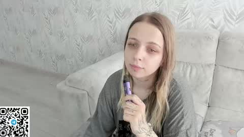 Snapshot of alice_halle chatting on June 2026 07:00:01 AM alice_halle online show from June 2026 07:00:01 AM