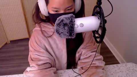Alice Lee online show from December 2024 04:57:01 AM