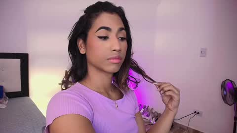 Snapshot of alice_massiel chatting on December 2024 11:19:01 AM online show from December 2024 11:19:01 AM