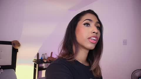 Snapshot of alice_massiel chatting on December 2024 07:26:02 PM online show from December 2024 07:26:02 PM