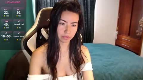 Snapshot of alice_middle01 chatting on July 2026 03:21:01 PM Alice online show from July 2026 03:21:01 PM