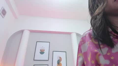 Snapshot of alice_moore11 chatting on April 2026 12:29:02 PM Alice online show from April 2026 12:29:02 PM