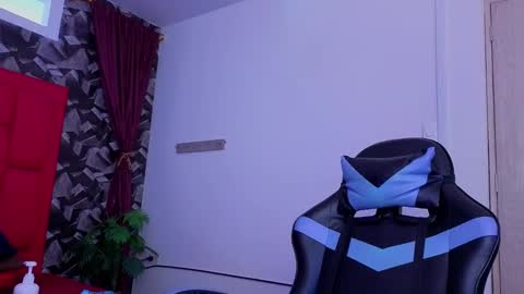 alice_rouusse online show from February 2026 07:08:01 PM