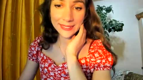 Snapshot of alice_sincere chatting on August 2026 09:07:01 PM Alice Love you all online show from August 2026 09:07:01 PM