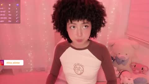 Alice  online show from November 2025 07:13:01 PM