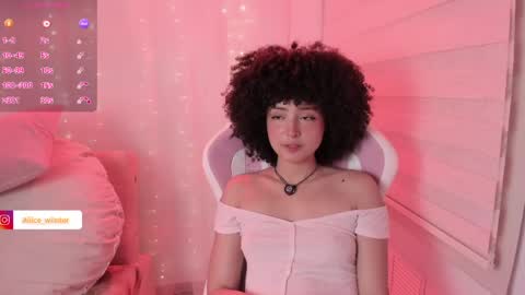 Snapshot of alice_wiinter chatting on May 2026 06:26:04 PM Alice online show from May 2026 06:26:04 PM