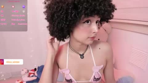 Snapshot of alice_wiinter chatting on July 2026 12:15:02 AM Alice online show from July 2026 12:15:02 AM