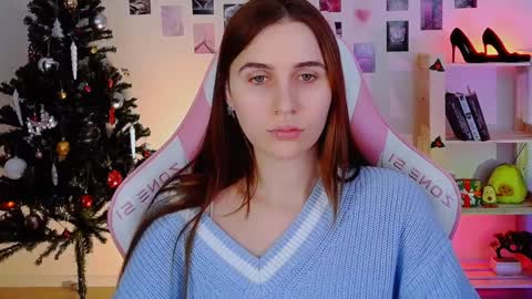 alicecharmy online show from December 2024 12:01:02 PM