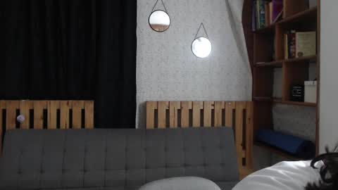 alicee_logan_ online show from February 2025 01:57:01 AM