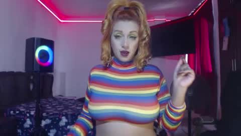 aliceesmiths online show from January 2025 07:12:01 PM