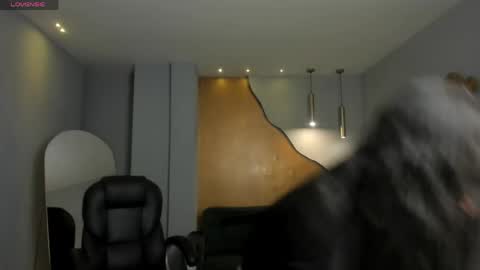 Snapshot of aliceharperx chatting on May 2026 11:27:02 AM Alice online show from May 2026 11:27:02 AM