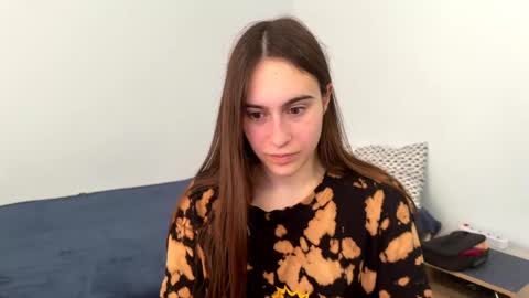 alicekollt online show from April 2026 08:40:02 AM