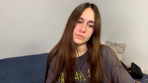 alicekollt online show from April 2026 08:32:01 PM