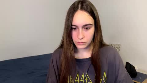 alicekollt online show from April 2026 02:04:02 AM