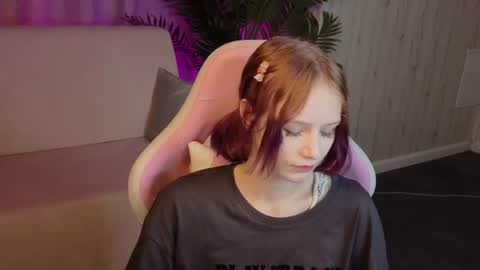 Snapshot of alicekruze chatting on June 2026 01:17:01 AM alicekruze online show from June 2026 01:17:01 AM
