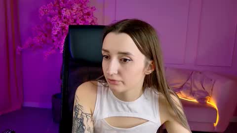 Alice online show from November 2025 01:12:02 PM