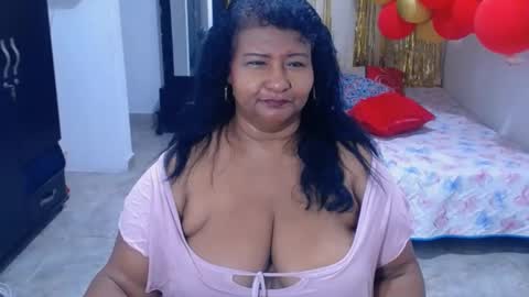Snapshot of alicematuremilf chatting on October 2025 04:47:01 AM yasmin online show from October 2025 04:47:01 AM