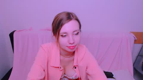 Snapshot of alicemias_ chatting on June 2026 11:05:01 AM Alice online show from June 2026 11:05:01 AM