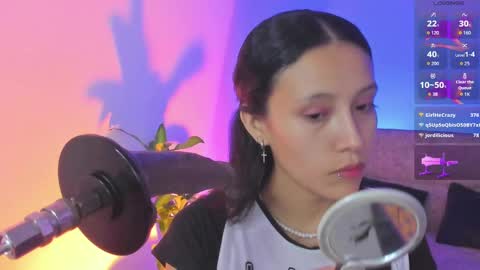 Alicee  online show from November 2025 10:21:01 AM