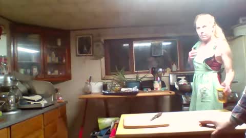 Snapshot of alicenjimmy chatting on October 2025 11:10:02 PM alicenjimmy online show from October 2025 11:10:02 PM