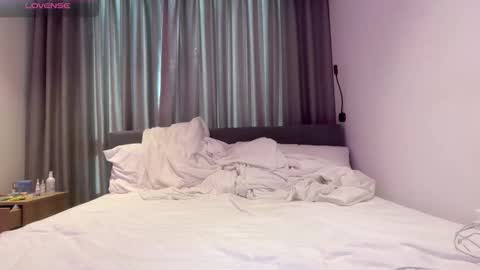 AlicePinkhead online show from February 2026 10:10:01 AM