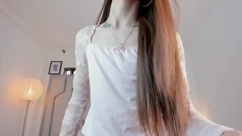 Snapshot of alicerosee___ chatting on August 2026 05:38:02 PM alicerosee___ online show from August 2026 05:38:02 PM